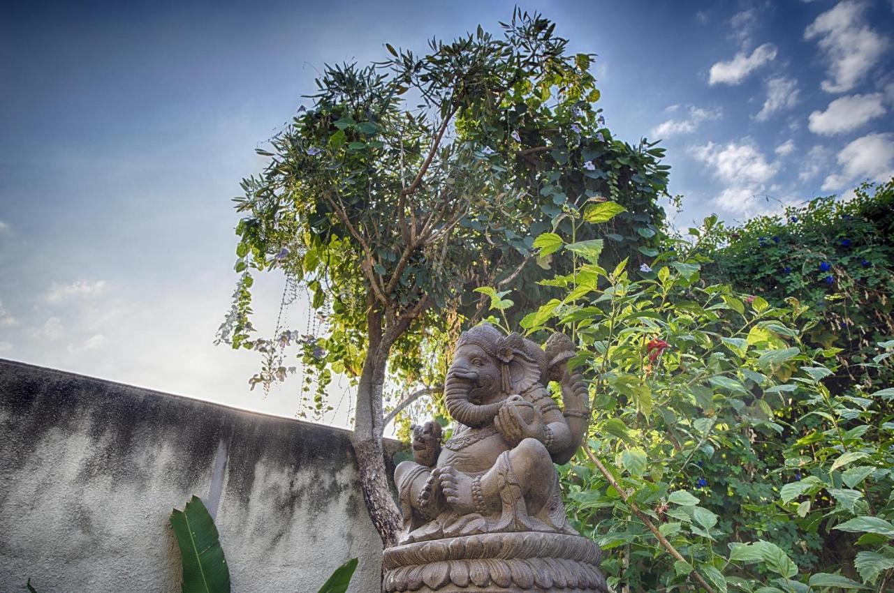 Garden Villas Seminyak Exteriör bild